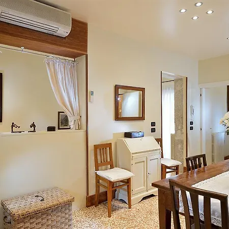 Apartment Warm Hospitality